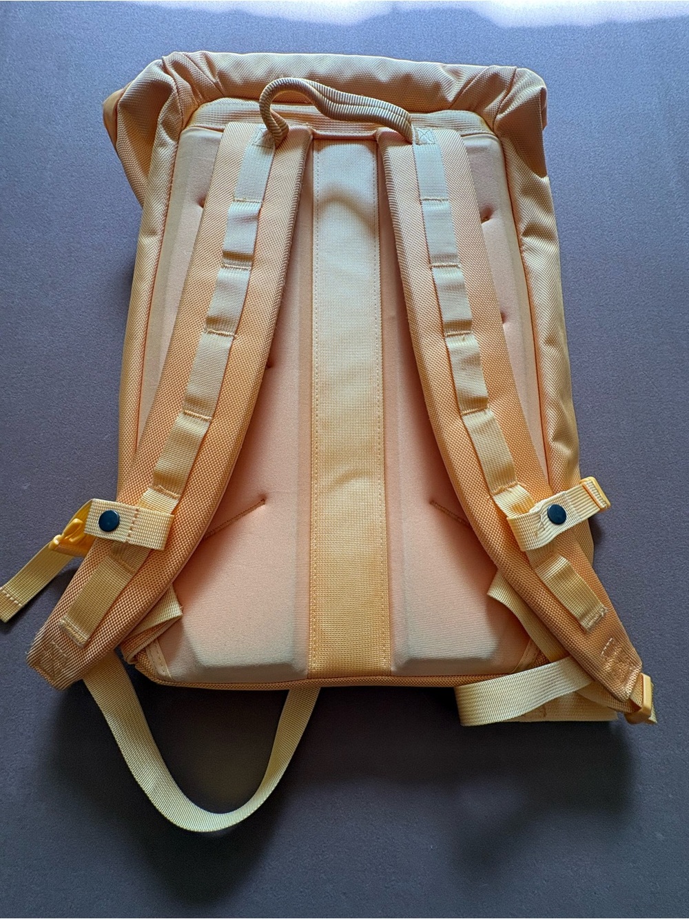 The North Face Yellow Lineage Ruck 23L Backpack - Picture 2 of 6